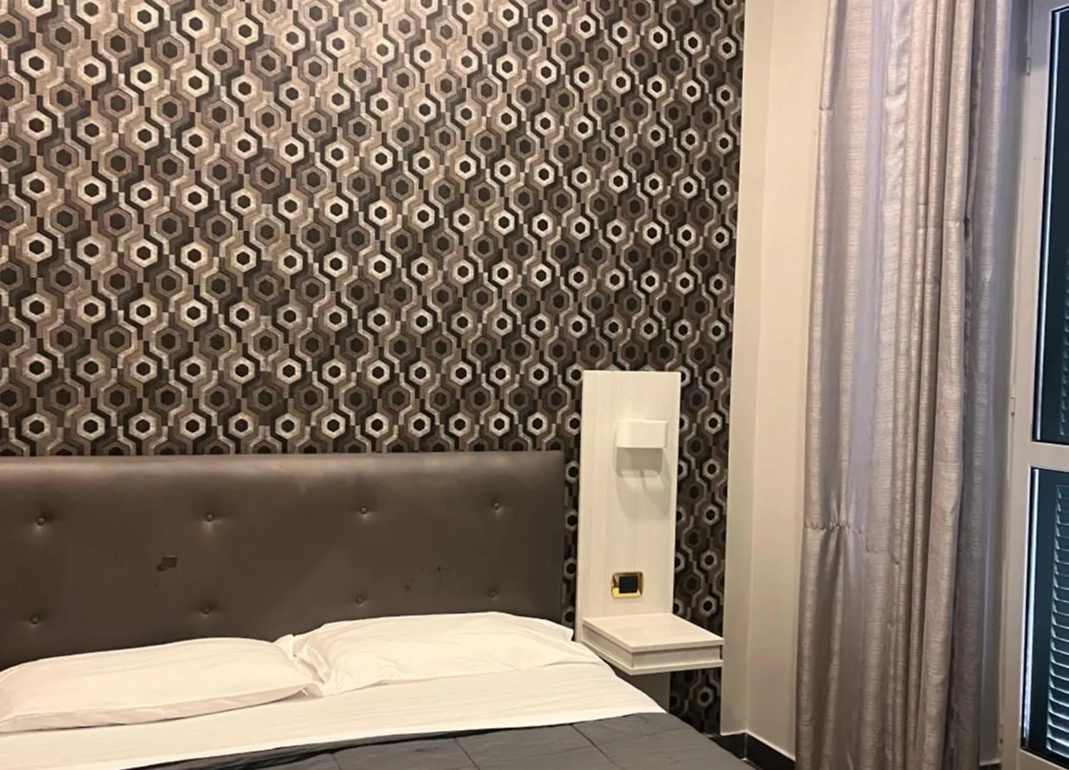 Napoli Oceania Hotels 43 0*, Naples Italy