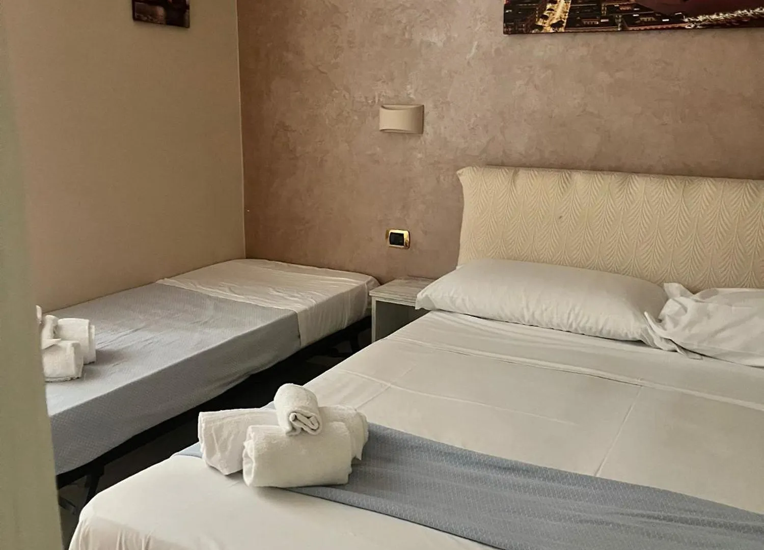 Napoli Oceania Hotels 43 Naples